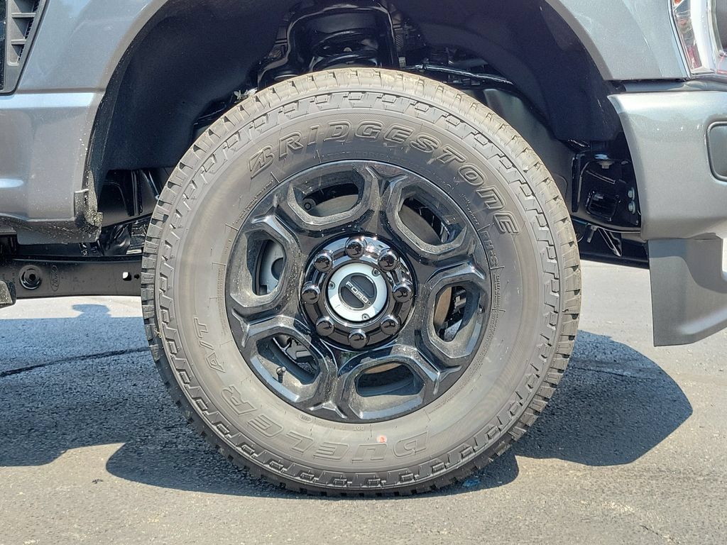 New 2026 Ford F250 XL w/ STX Appearance Package AWD/4WD image 9