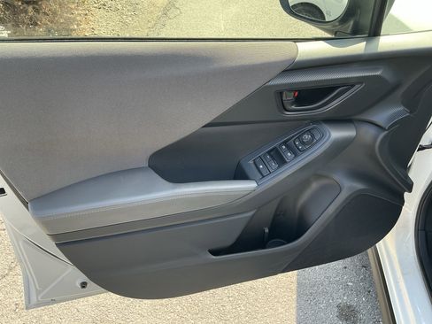 Used 2024 Subaru Crosstrek 2.0i Premium AWD/4WD image 18