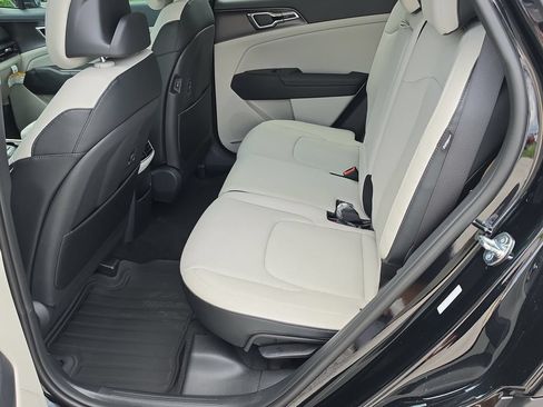 New 2027 Kia Sportage EX FWD image 17