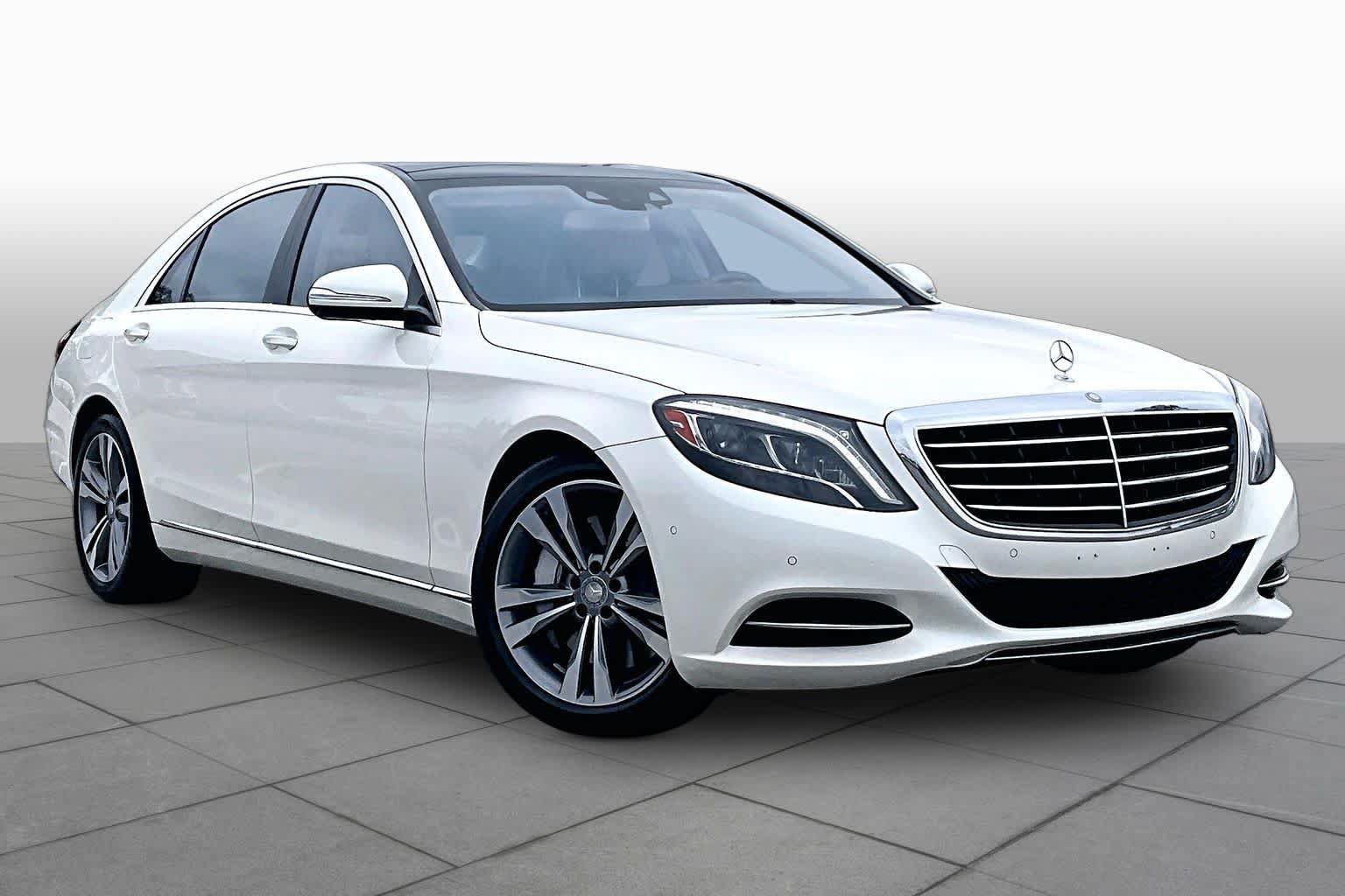 Used 2017 Mercedes-Benz S 550 4MATIC Sedan image 3