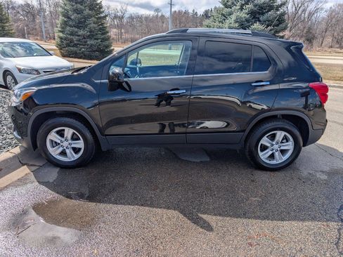 Used 2019 Chevrolet Trax LT w/ Driver Confidence Package image 6