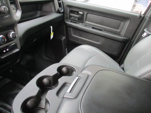 Used 2023 RAM 3500 Tradesman image 21