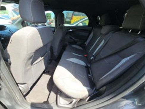 Used 2018 Ford Focus ST FWD image 8