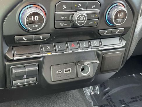 Used 2020 Chevrolet Silverado 1500 RST w/ All-Star Edition image 36