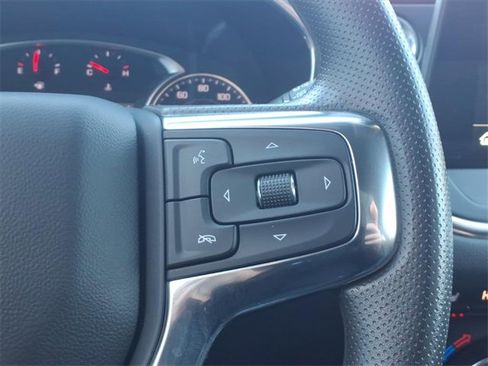 Used 2023 Chevrolet Blazer LT w/ Convenience Package image 16