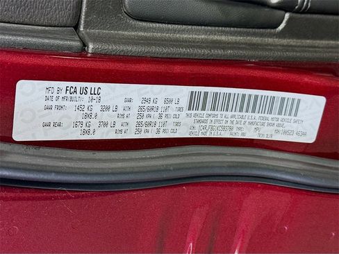 Used 2019 Jeep Grand Cherokee Limited w/ Luxury Group II image 26