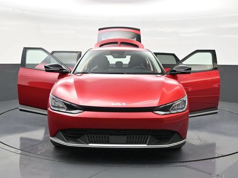 Used 2024 Kia EV6 Light image 34