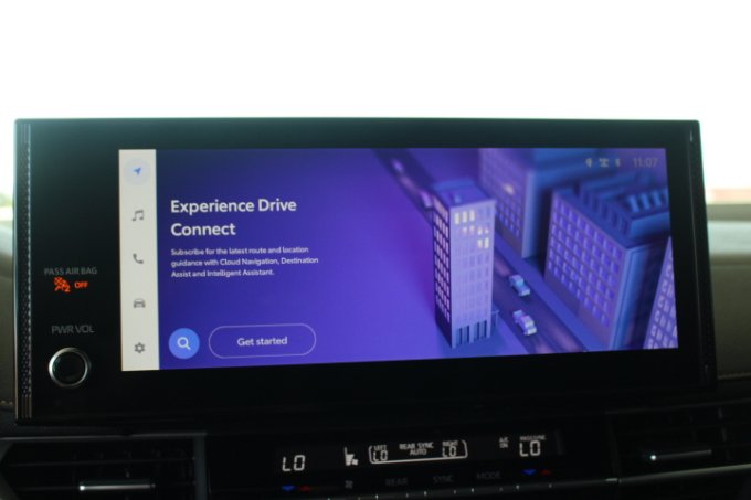 New 2026 Toyota Sienna XLE Woodland Edition AWD/4WD image 18