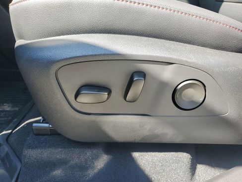 New 2026 Chevrolet Traverse Z71 w/ Enhanced Driving Package image 24