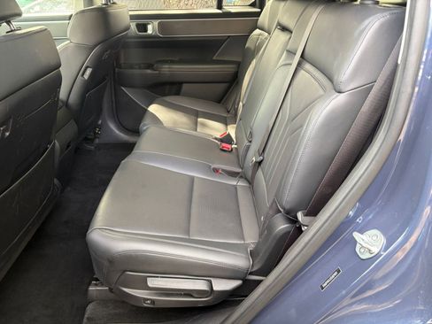 Used 2025 Hyundai Santa Fe SEL image 39