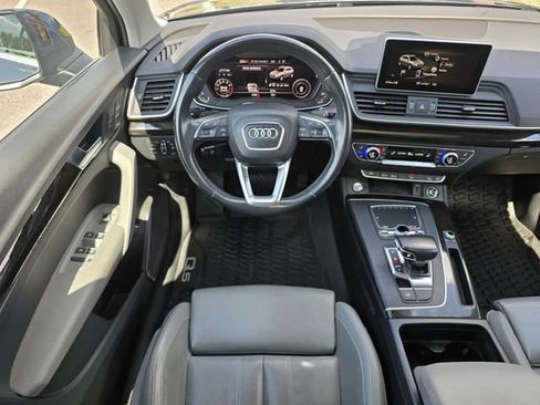 Used 2018 Audi Q5 2.0T Premium Plus w/ Premium Plus Package AWD/4WD image 19