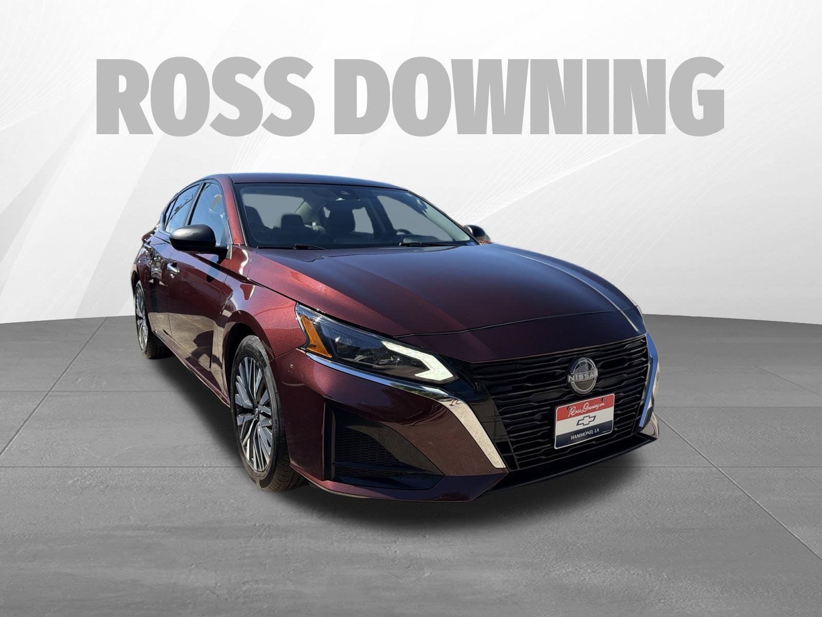 Used 2024 Nissan Altima 2.5 SV FWD image 3