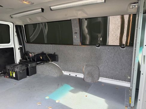 Used 2014 Ford E-250 and Econoline 250 w/ Interior Upgrade Package image 22