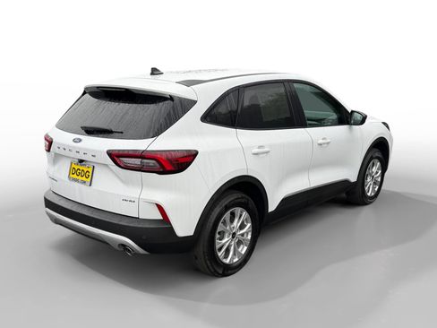 Certified 2025 Ford Escape Active image 5