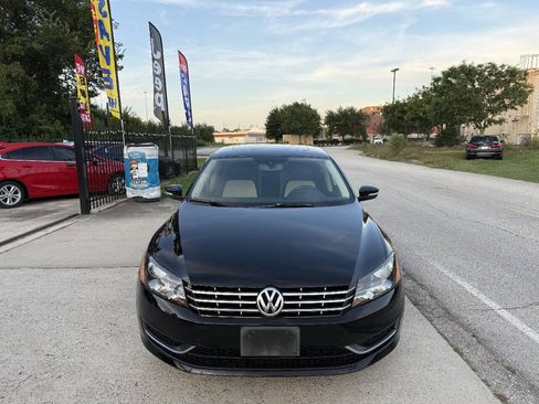 Used 2015 Volkswagen Passat TDI SE FWD image 3