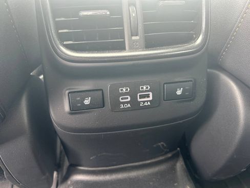 Certified 2025 Subaru Outback Wilderness AWD/4WD image 15
