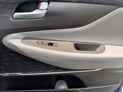 Used 2020 Hyundai Santa Fe SEL w/ Convenience Package image 22