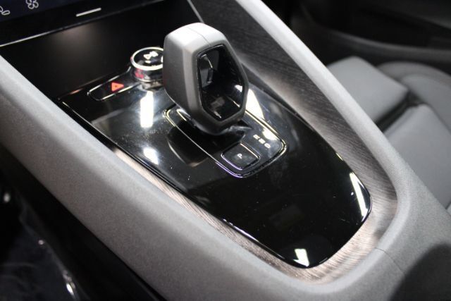 Used 2024 Polestar Polestar 2 AWD/4WD image 19