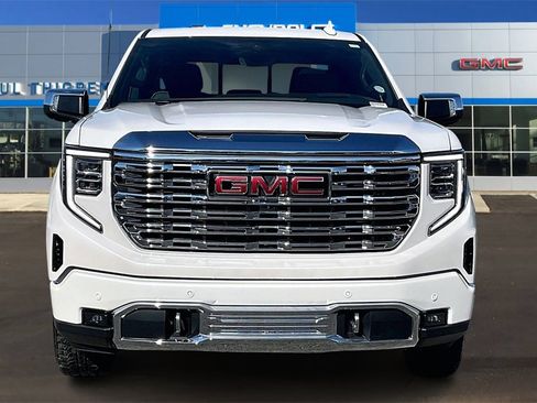 Used 2025 GMC Sierra 1500 Denali w/ Technology Package image 2