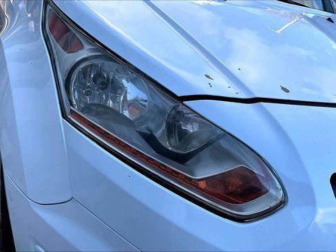 Used 2016 Ford Transit Connect XLT image 24