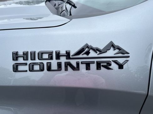 Used 2024 Chevrolet Silverado 1500 High Country w/ High Country Premium Package image 16