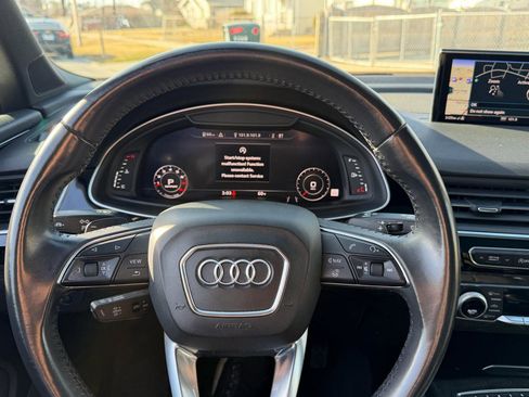 Used 2018 Audi Q7 3.0T Prestige w/ Prestige Package image 16