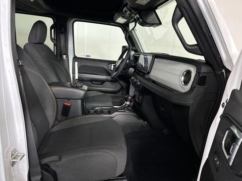 Used 2024 Jeep Wrangler Sahara 4xe image 28