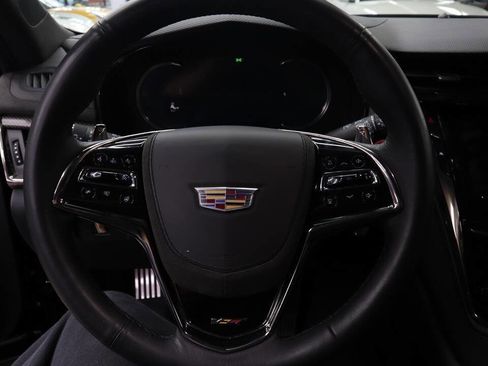 Used 2019 Cadillac CTS V w/ Luxury Package image 28