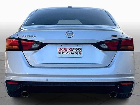 Certified 2024 Nissan Altima 2.5 SR image 5