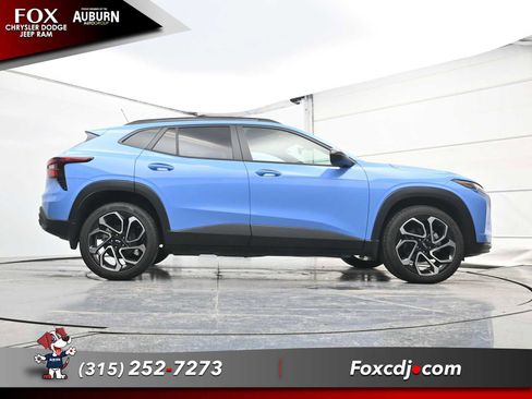 Used 2024 Chevrolet Trax RS w/ Sunroof Package image 23