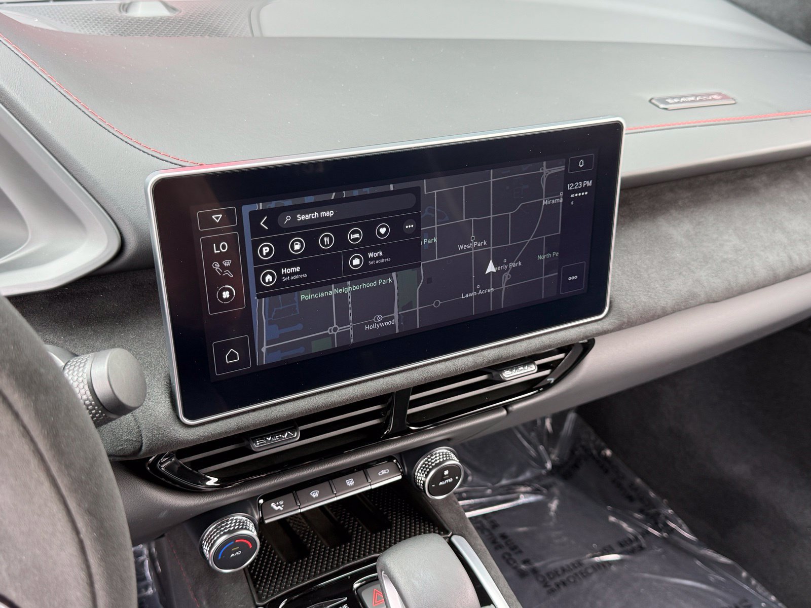 Used 2025 Lotus Emira RWD image 38