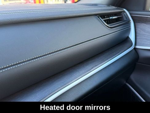 New 2026 Jeep Grand Cherokee Limited w/ Luxury Tech Group II image 23