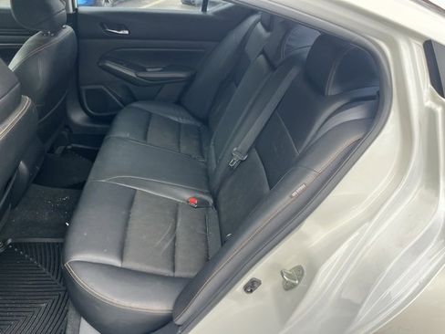 Certified 2020 Nissan Altima 2.5 SR w/ Premium Package image 13