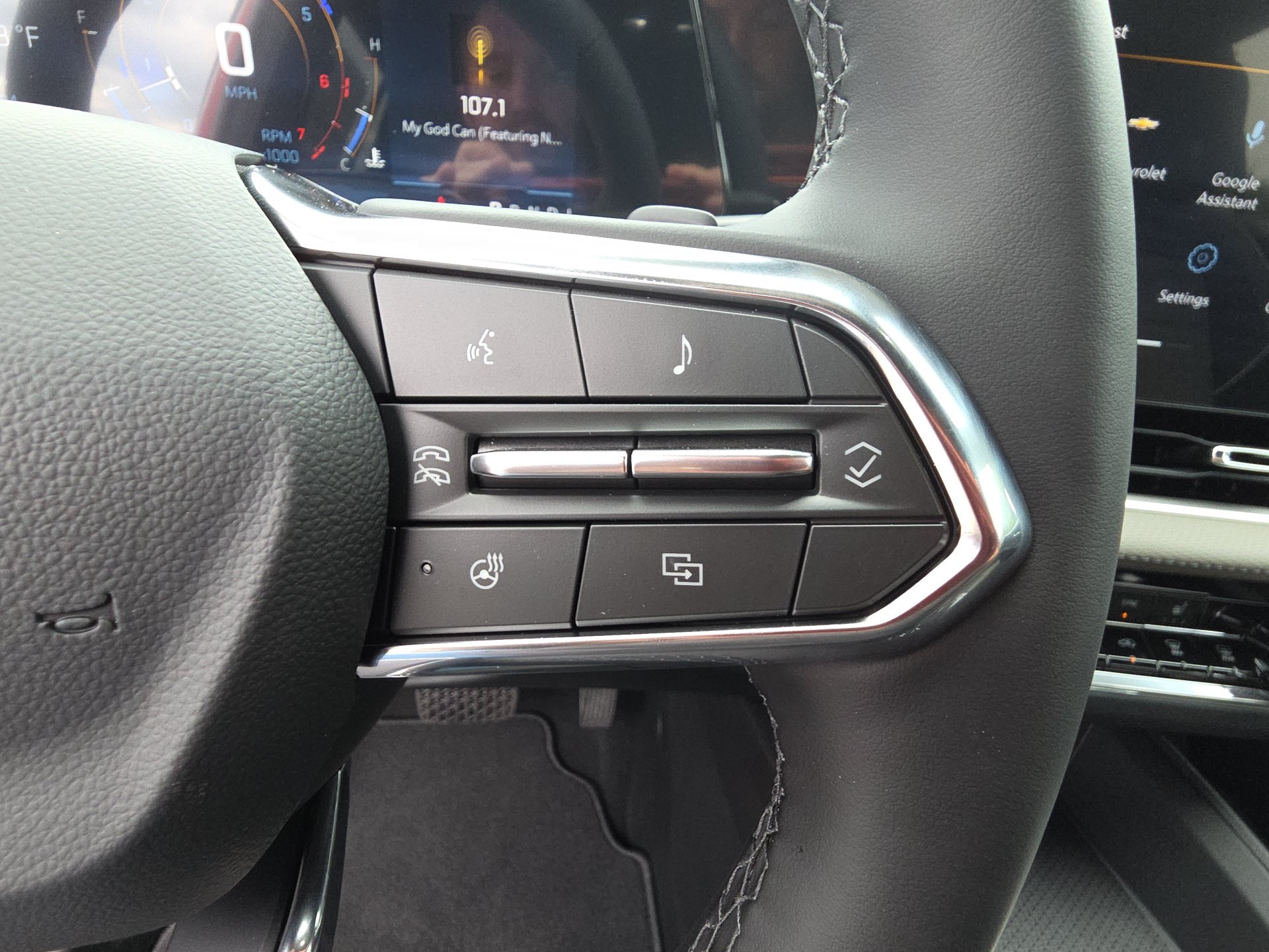 New 2027 Chevrolet Equinox LT w/ Convenience Package II AWD/4WD image 19