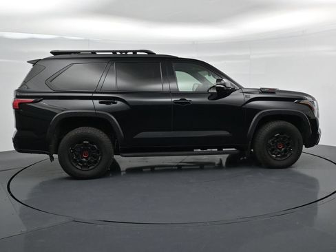 Used 2025 Toyota Sequoia TRD Pro AWD/4WD image 8