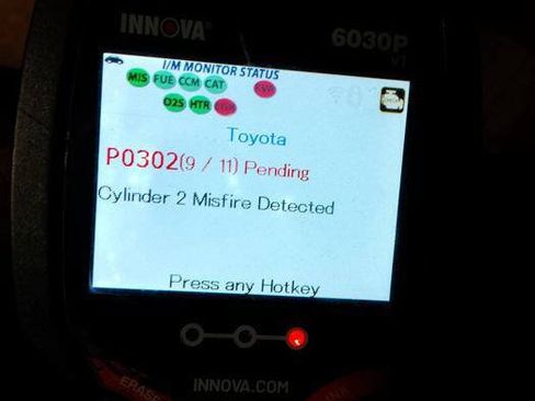 Used 2000 Toyota Camry LE FWD image 51