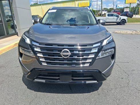 Used 2024 Nissan Rogue Platinum AWD/4WD image 3