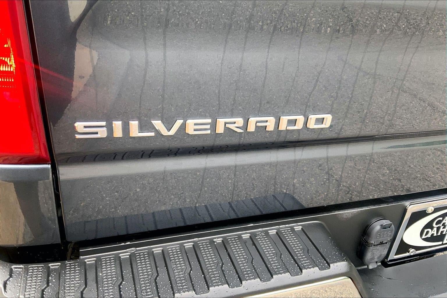 Used 2020 Chevrolet Silverado 1500 LT w/ Texas Edition AWD/4WD image 8