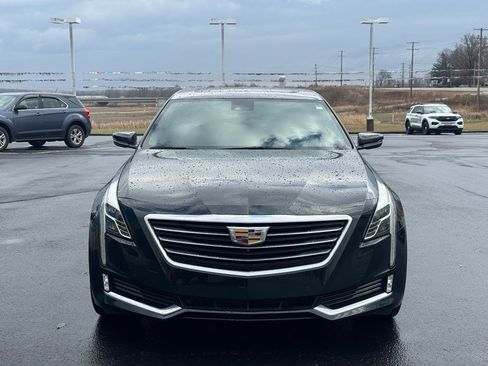 Used 2017 Cadillac CT6 Luxury image 2