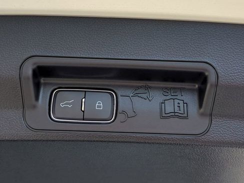 Used 2023 Ford Explorer XLT w/ Equipment Group 202A image 14