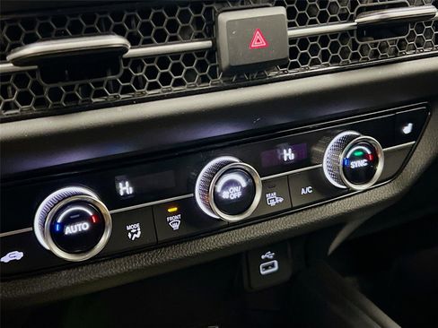 Used 2025 Honda HR-V EX-L image 16