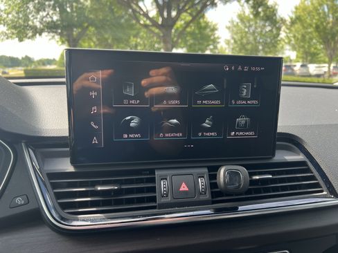Used 2023 Audi Q5 2.0T Premium Plus w/ Premium Plus Package AWD/4WD image 23