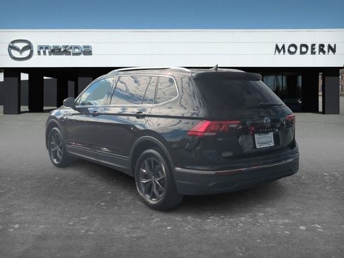 Used 2023 Volkswagen Tiguan SE FWD image 3