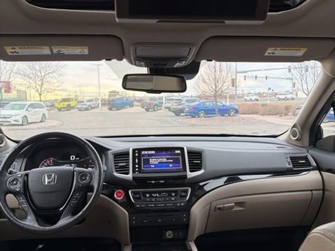 Used 2017 Honda Pilot Elite image 30