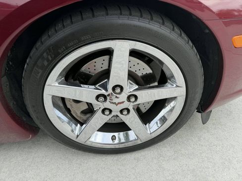 Used 2007 Chevrolet Corvette Convertible w/ Preferred Equipment Group RWD image 15