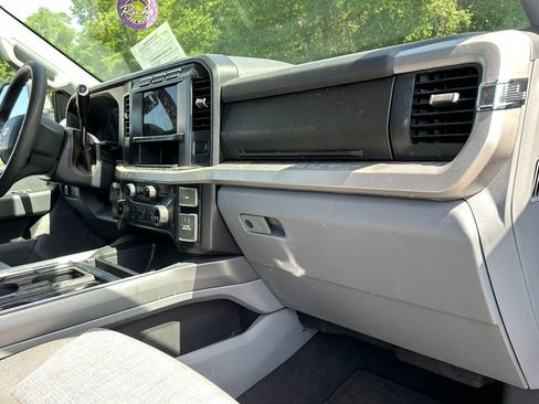 Certified 2024 Ford F250 XLT AWD/4WD image 27