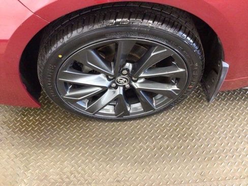 Used 2024 Toyota Corolla SE image 26