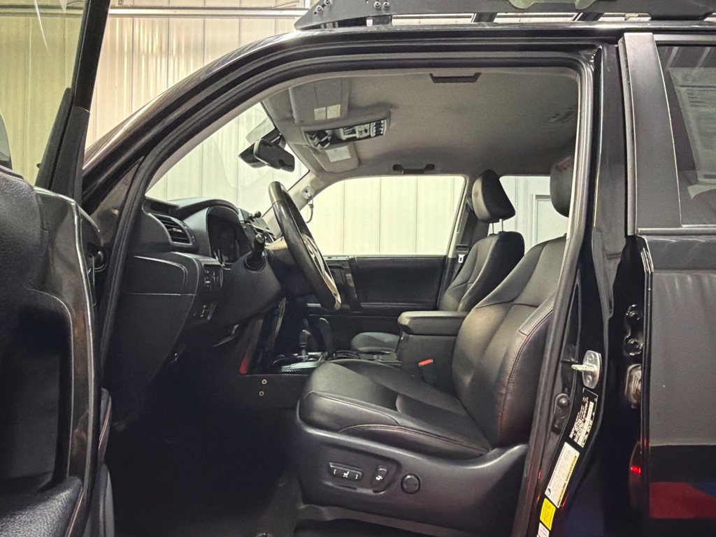Used 2023 Toyota 4Runner TRD Off-Road Premium w/ Off Road Premium Plus Package AWD/4WD image 6