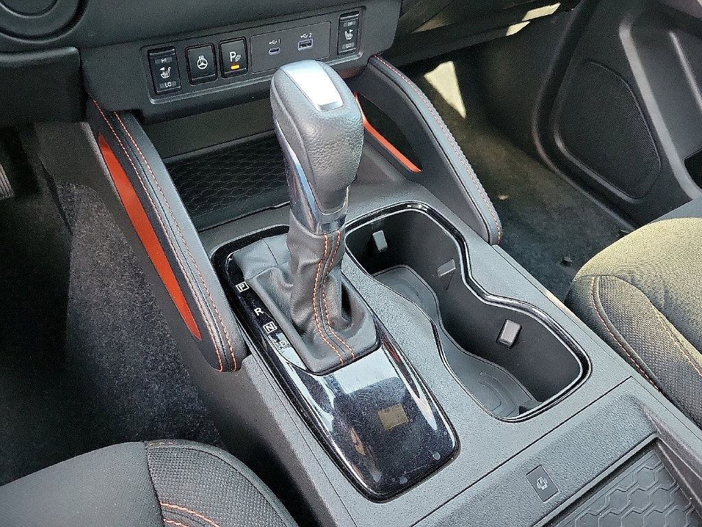 Used 2024 Nissan Frontier Pro-X w/ Pro Convenience Package RWD image 17