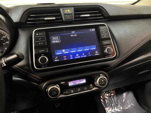 Used 2020 Nissan Versa SR FWD image 52